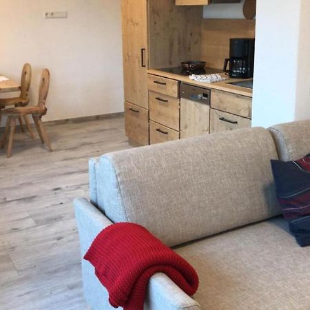 Birklstueberl Restaurant Und Appartement ゼーフェルト・イン・チロル エクステリア 写真